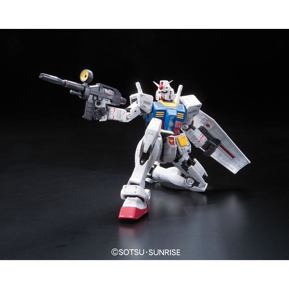 Bandai RG #01 Mobile Suit Gundam RX-78-2 Gundam 1/144 Scale Model Kit | Galactic Toys & Collectibles