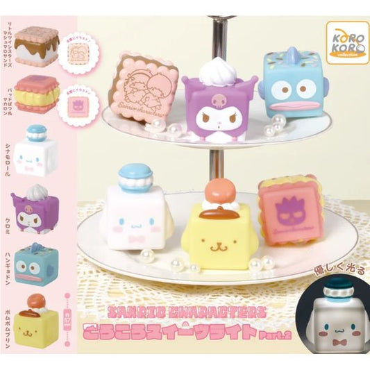 6 different types possible: Little Twin Stars Marshmallow Sandwich, Bad Badtz-Maru Macaron, Cannamoroll, Kuromi, Hangyodon, Pompompurin.

Please note: All orders are random! We cannot guarantee a certain figure or "set".