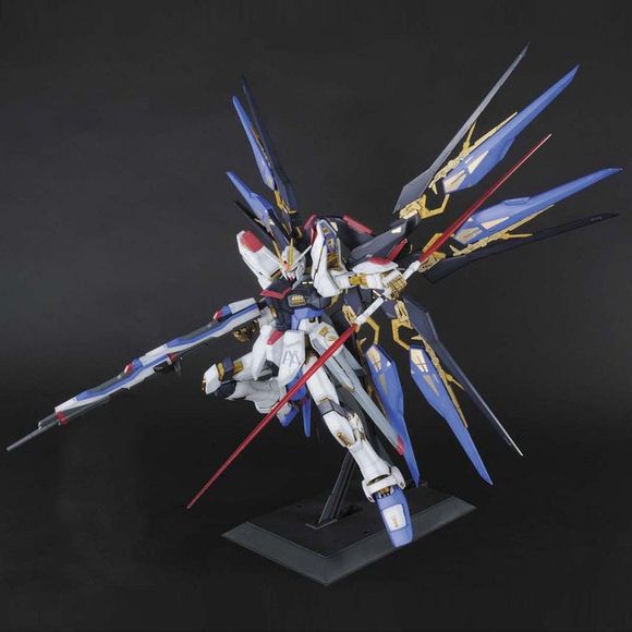 Bandai Hobby Gundam Strike Freedom Perfect Grade 1/60 PG Model Kit | Galactic Toys & Collectibles