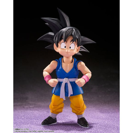 SON GOKU as seen in "DRAGON BALL GT" joins S.H.Figuarts!
Featuring a totally new sculpt and enhanced joints, it captures dramatic poses from the series with ease. Measures approximately 3.5" tall

Set Contents:
Main Body
Three expression parts
Five pairs of option hands
Optional head
Optional uniform
Kamehameha attack effect parts