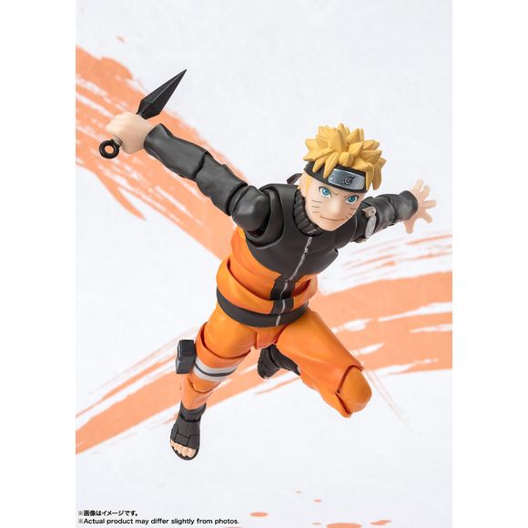 Bandai brings us a brand-new "S.H.Figuarts" figure based on the worldwide popularity voting project, "NARUTOP99"! This figure includes newly designed parts that can reproduce original illustrations drawn by the original author, Masashi Kishimoto, and all of the new facial expressions are newly molded, with the figure's coloring carefully matched to the illustration! (Buy two of the figure to reproduce the illustration exactly!) Like all S.H.Figuarts figures, this figure boasts an overwhelming range of motio