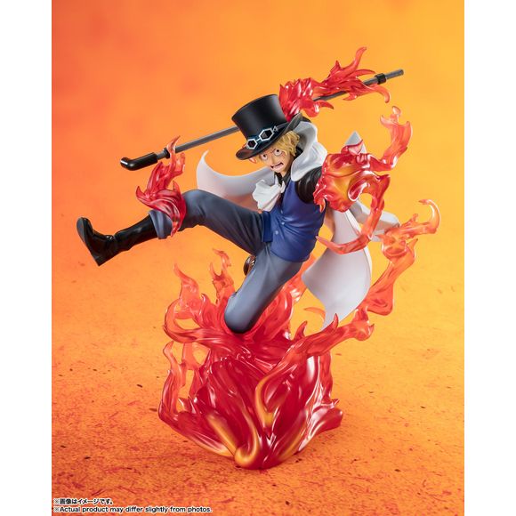 PRE-ORDER: Expected to ship in March of 2025

The Revolutionary Army's Chief of Staff, Sabo, is recreated with powerful effects, based on the scene where he unleashes his Fire Fist Checkmate Rook technique. [Set Contents] Main unit (including effects)