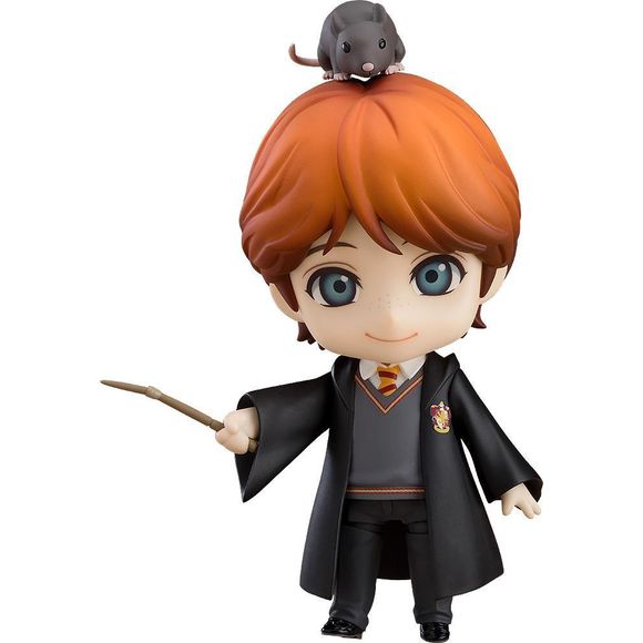 "Bloody hell!"

From the popular film series, "Harry Potter", comes a Nendoroid action figure of Harry's good friend, Ron Weasley! He comes with two face plates including his standard expression and his nervous expression! 

He also comes with two wand parts: a normal one and a broken one! Additionally, he comes with his pet Scabbers, the Howler he received from his Mom and a broomstick as optional parts! Special parts for displaying Ron riding his broom are also included, so you can display him riding