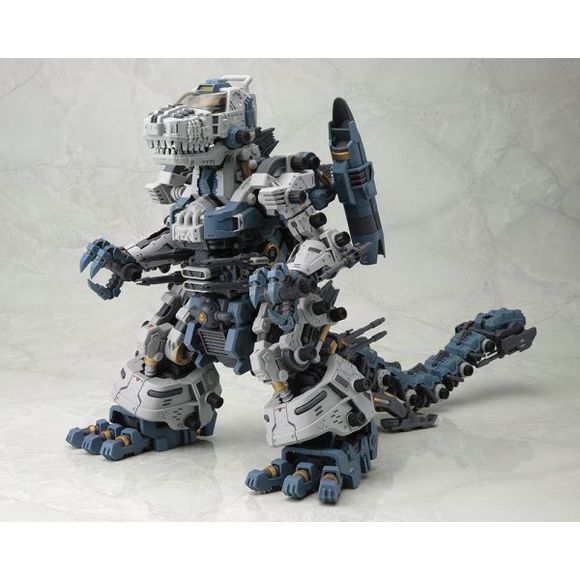 The dinosaur-type Zoid Gojulas, which was released to celebrate the 30th anniversary of Zoids and is the largest kit in HMM history, is back with bonus parts! Coming in at 12.6" (H) × 20.2" (L) × 7.7" (W), this absolute monster of a kit is a blast to build. The proportions have been arranged to be more aggressive for the HMM series, thus allowing for more powerful posing! Joints in various parts of the model are also articulated to be able to create poses with fierce roars and fighting scenes. In addition t