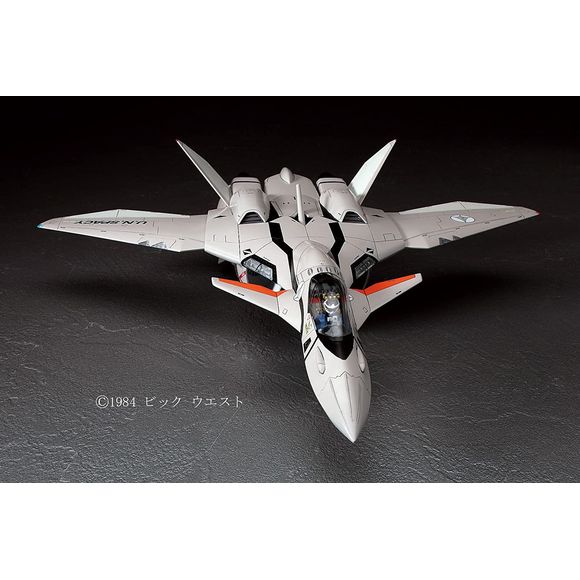 Hasegawa Macross Plus VF-11B Thunderbolt 1/72 Scale Model Kit | Galactic Toys & Collectibles